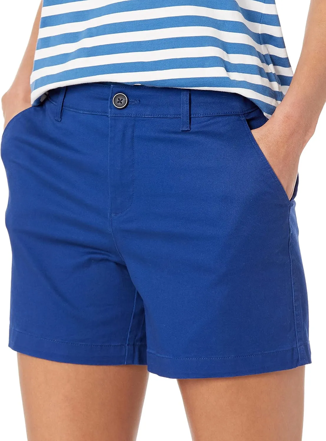 Amazon Essentials Women's Mid-Rise Slim-Fit 5 Inch Inseam Khaki Short (Available in Straight and Curvy Fits)