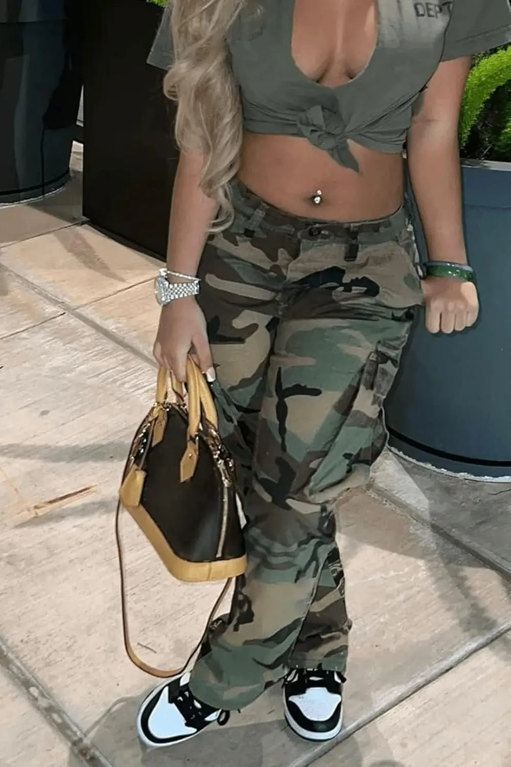 NRTHYE Women Camouflage Cargo Pants Pocket Zipper High Waist Patchwork Straight Casual Trousers
