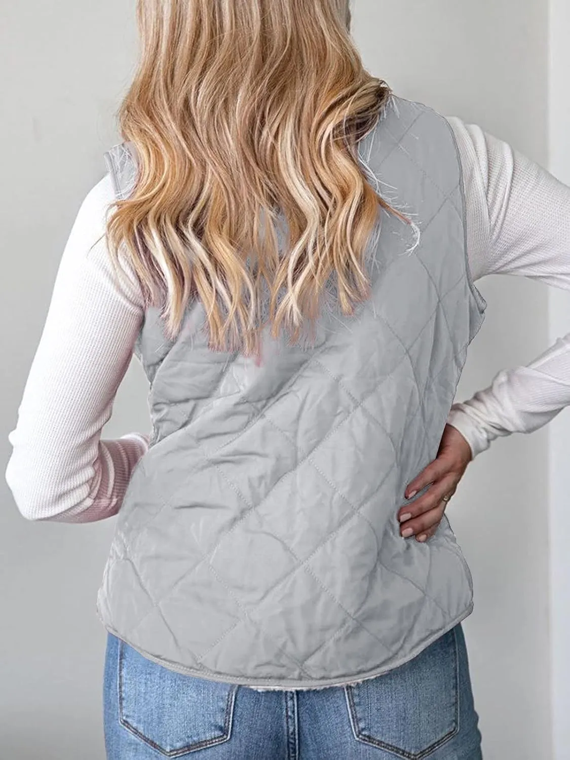 Valphsio Women's Reversible Sherpa Vest Quilted Zip Fleece Padded Gilet with Pockets