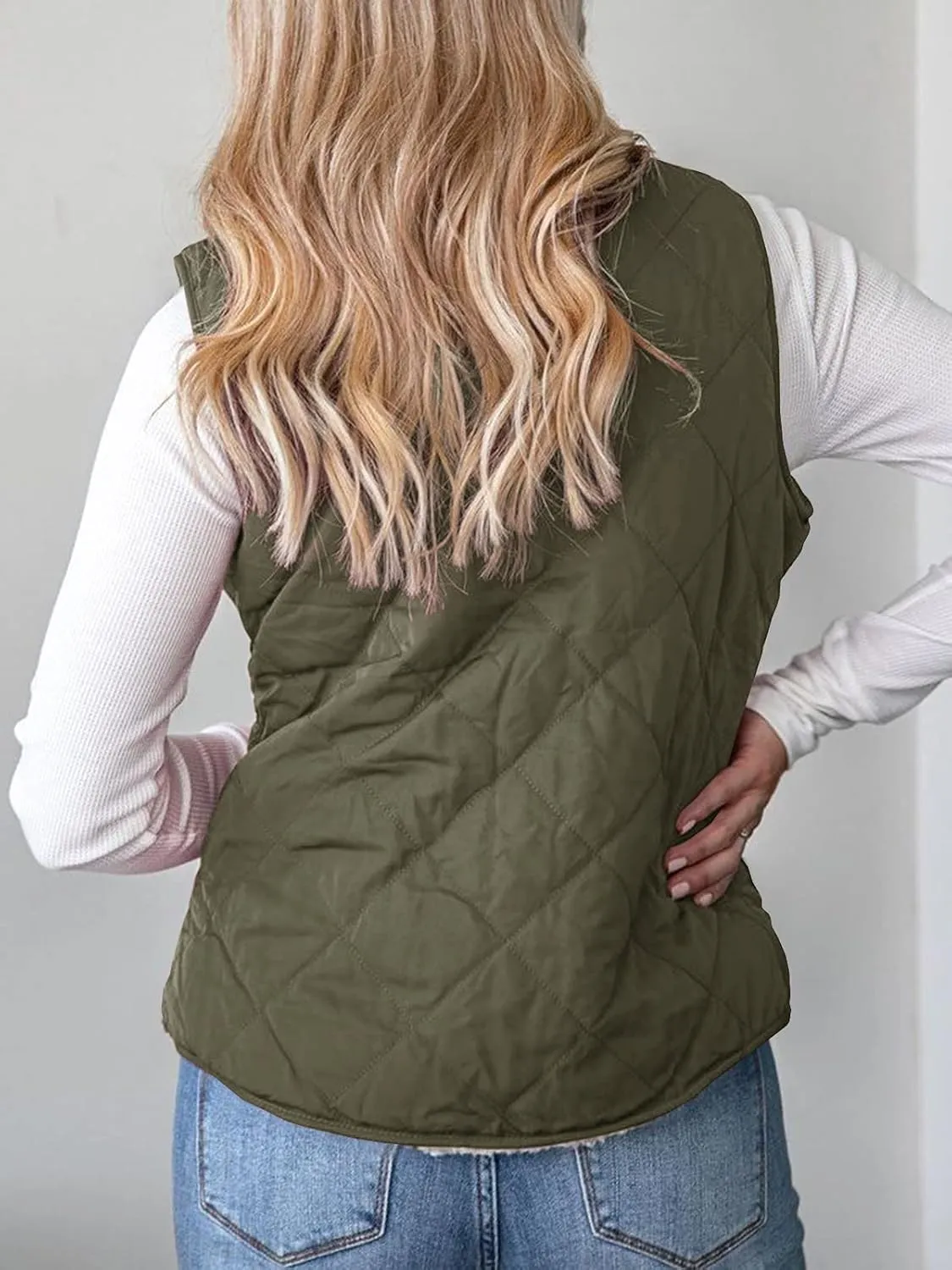 Valphsio Women's Reversible Sherpa Vest Quilted Zip Fleece Padded Gilet with Pockets