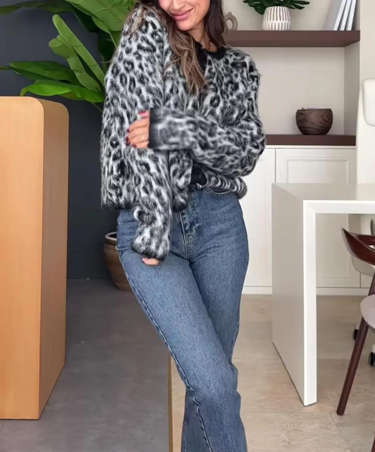 Womens Cropped Cardigan Sweater Leopard Print Long Sleeve Button Down Cardigans Open Front Sweaters