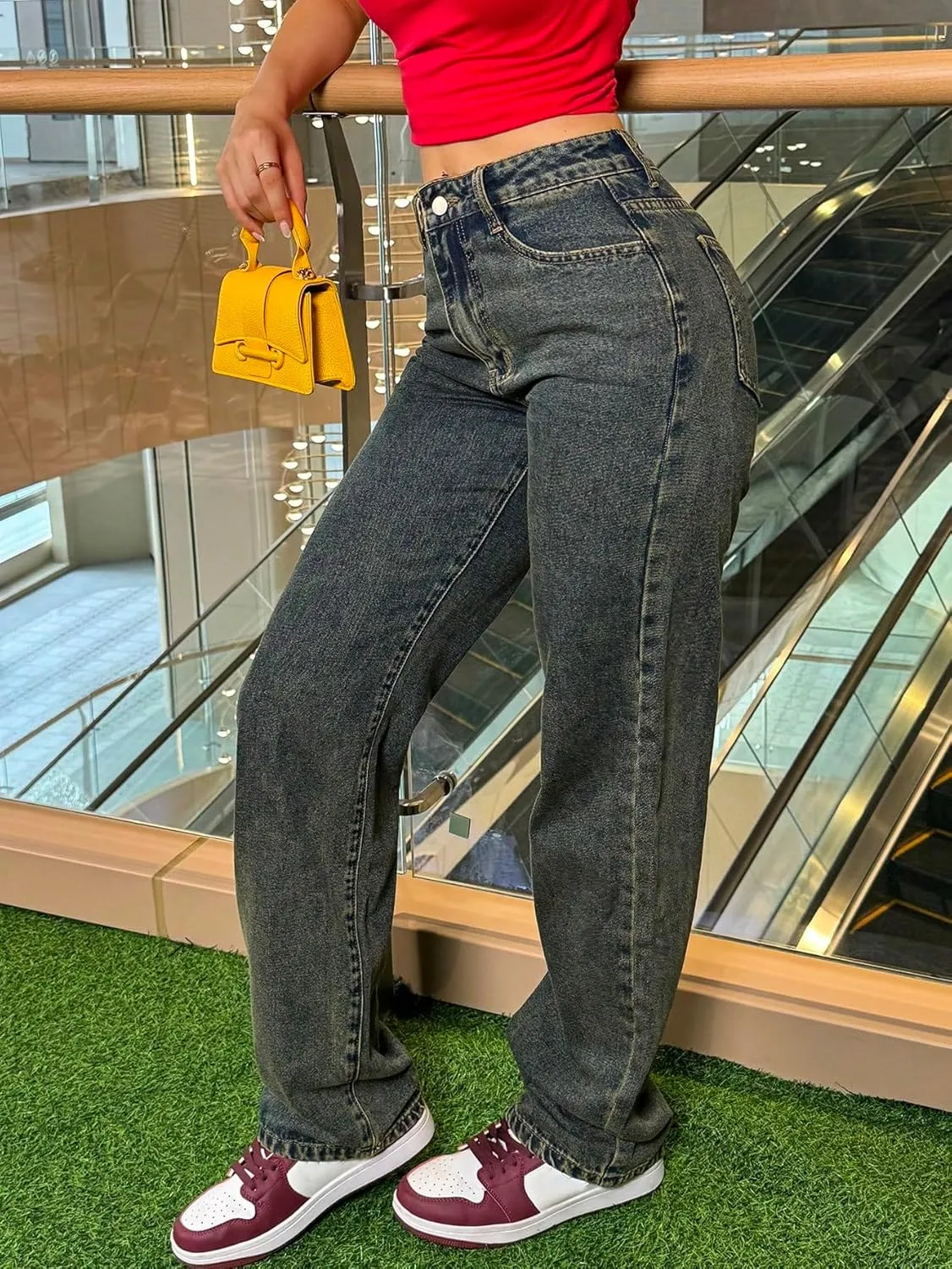 Women's Mid Waisted Straight Wide Leg Jeans Loose Fit Boyfriend Tummy Control Trendy Denim Pants with Pocket